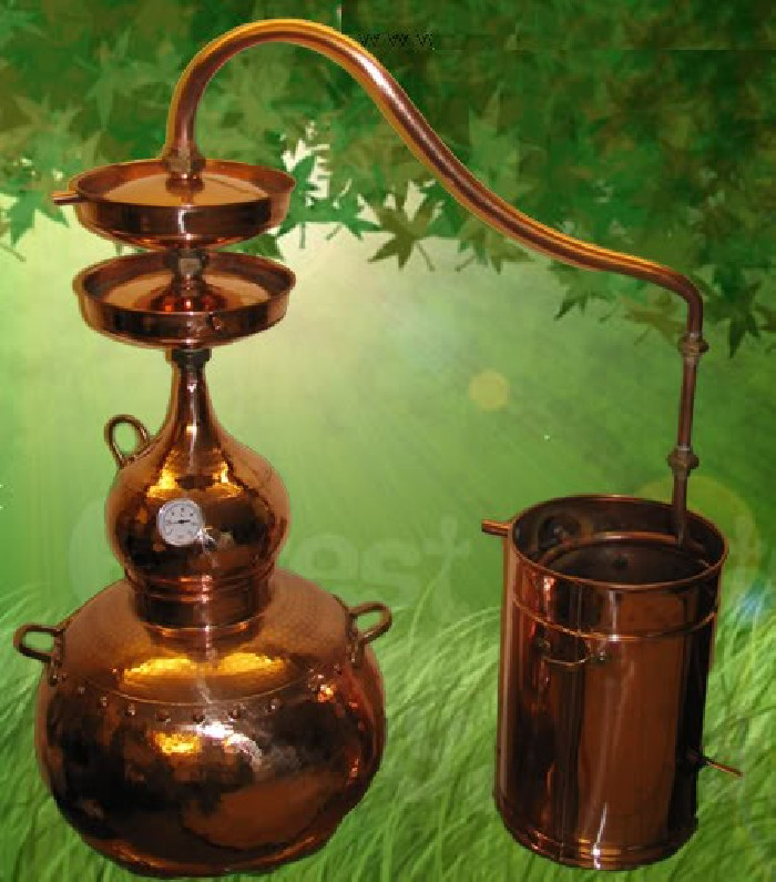 Copper Alambic effect of double distillation